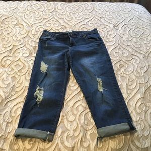 Kut Catherine distressed boyfriend jean